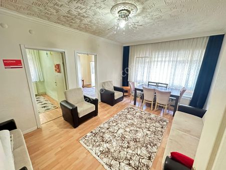 Gata Hastanesi Yürüme Mesafe 3+1 Giriş Katta Eşyalı Temiz Daire