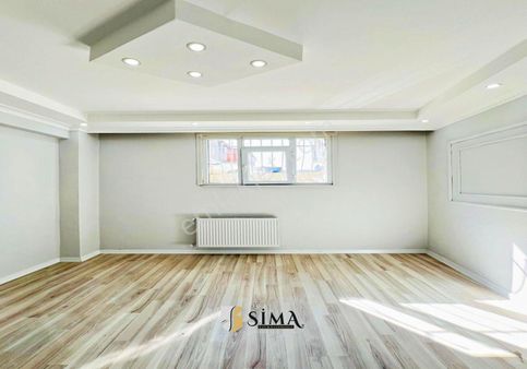 Sima Yapı'dan Merkezi Konumda Bahçe Kullanımlı 2+1 Satılık Daire