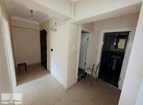 Zengin Emlaktan Kiralık Oturuma Hazır Geniş Daire