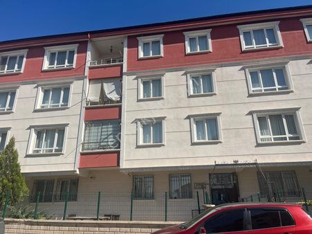 Piyade Mahallesinde 3. Kat 3+1 İskanlı, Çift Balkonlu, Masrafsız Daire – Ulaşıma Ve Okula Yakın!