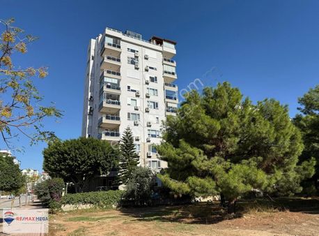 Konyaaltı'nda Ormanın İçerisinde Yabancı Satışına Uygun Ara Kat