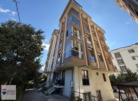 Çekmeköy Alemdağ Mah. Genç Binada Kiralık 5+1 Dubleks Daire