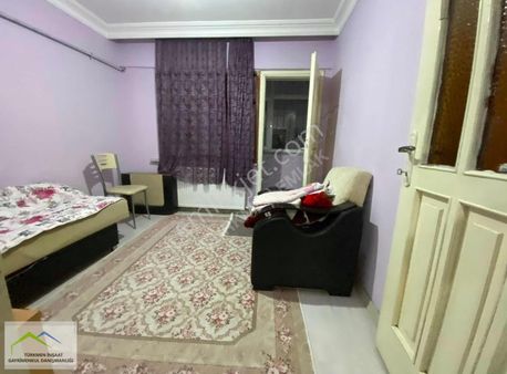 Türkmen Emlaktan 2+1 Balkonlu Satılık Giriş Kat