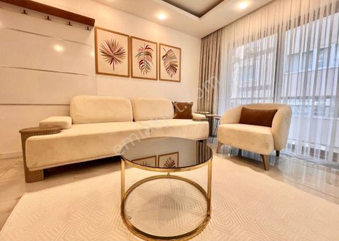 Zeytinköy Adli Tıp Mevkii Geniş 1+1 Balkonlu Suıt Daire