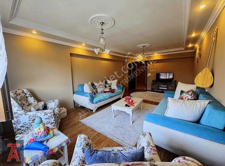 Elvan Mahallesi Asansörlü E.banyolu Çift Balkon Ara Kat 3+1