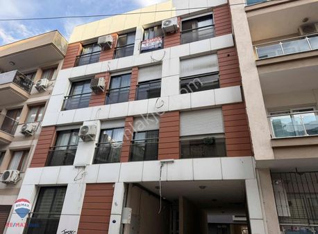 21 Bayraklı İzban Yakını 2+1 Satılık Daire