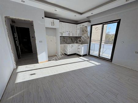 Nova Grup'tan Ara Kat Kullanışlı Merkezi Konum 1+1 Daire