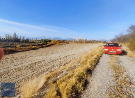 Özpınar,dan Tol Suyu Yolu Olan Tarla 2850 M2 Konya Yolu 250 M