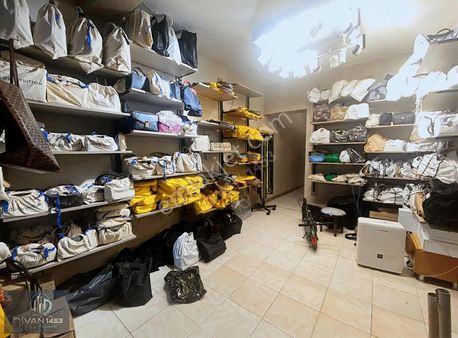 Sultanahmet Meydanın Dibinde Mükemmel Konumda 1+1 Daire