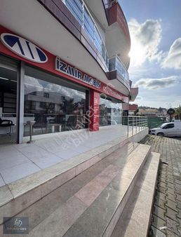 Urlanın En İşlek Caddesinde Ofis,eczane Vb. İşyeri