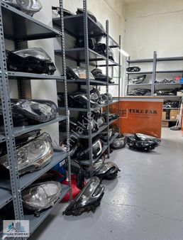 Emlak Dünyası Kartal Oto Sanayide Krediye Uygun Satılık İş Yeri