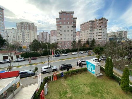 Beylikdüzü Merkezde 110 M2 Ofıs & Büro