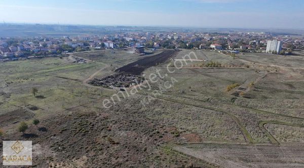 Lüleburgaz Büyükkarıştıran'da 1.078m2 İmarlı Arsa