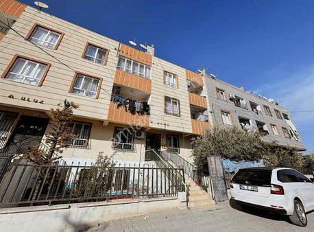 Devteyşti Mahallesinde Çok Temiz 4 Odalı Daire Çözüm Emlak'ta