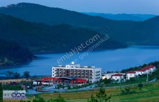 Balıkesir Sındırgıda 2.886 M2 Otoyol Yanı Resmi Yola Yakın Arazi