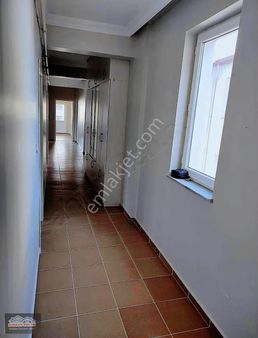 Yeni Kaymakamlık Yanında 3+1 Satılık Daire