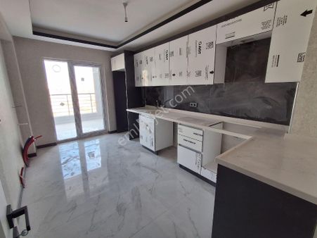 Beşikkaya Sıfır Ç.banyo Vestıyerli Asansörlü Daireler 2500bıntl İle 3700 Arası Fıyatlarla