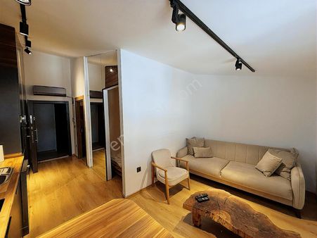 Halaskargazı Caddesi_ful Sıfır Eşyalı-lüks 1+1 Daire_metro 2dk