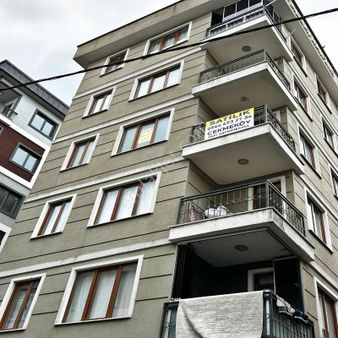 Çekmeköy Yapı Gayrimenkul'den Haftanın Son Ara Kat 2+1 Dairesi