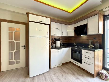 ▓yükselden Ege Cafe Mevkiinde Ultra Geniş Ve Lüks Doğalgazlı 1+1