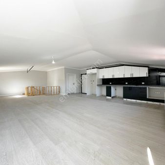 Çekmeköy Yapı Gayrimenkul'den 3+1 Üst Dubleks !!!