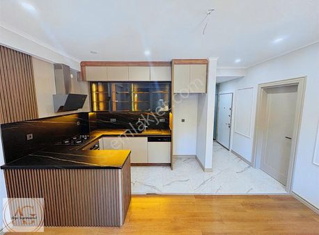 Arya'dan Güre'de Ön Cephe Arakat 1+1 Satılık Daire