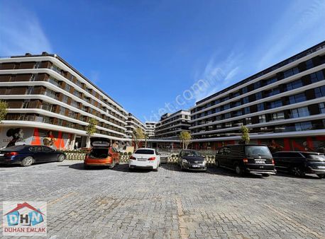 Duhan Emlak'tan Kadıköy Elegant Park'ta Kiralık Ara Kat 1+1