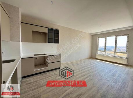 Yukarıyurtçuda Lüks 2+1 Oturuma Hazır İskanlı Fırsat Daire