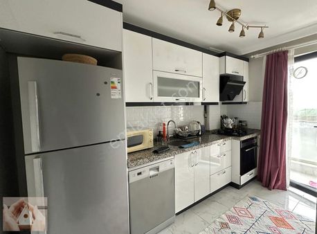 Esen Emlak Aracılığıyla***şimşeklr Markt Çvresi-yeni Bna 3+1 Dub