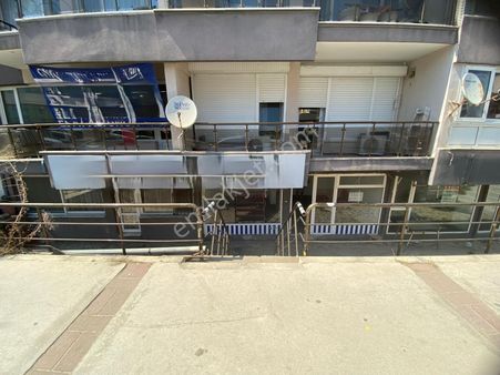 Güzelbahçe Ana Cadde Üstünde Klimalı Sıfır Tadilatlı Dükkan
