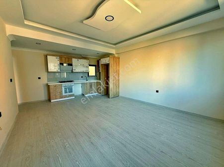 Uytundan Zeytinlide Kapalı Otoparklı Yerden Isıtmalı 2+1 Daire