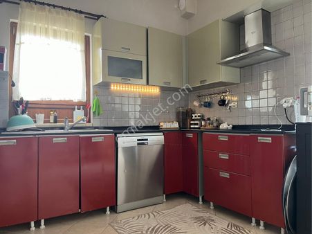 Özörenkent Sitesinde Geniş Yapılı Villa