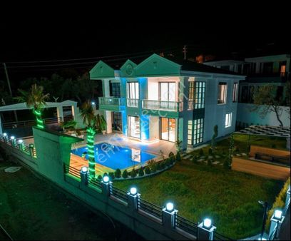 ༺✮•°◤ 𝙔𝘼𝙆𝘼𝙈𝙊𝙕 𝙀𝙈𝙇𝘼𝙆 ◥°•✮༻altınolukta Özel Tasarım 4+1 Satlık Beyaz Konak