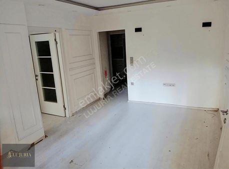 Fatih Te Yatırım Lık 2+1 Bahçeli Düz Giriş Satılık Daire