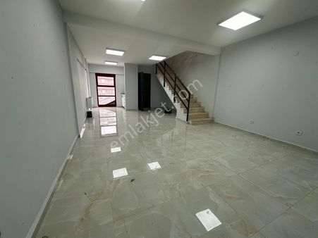 Em-of Emlak'tan Giriş Kat Şık Yapılı 100 M2 Kiralık İş Yeri-ofis