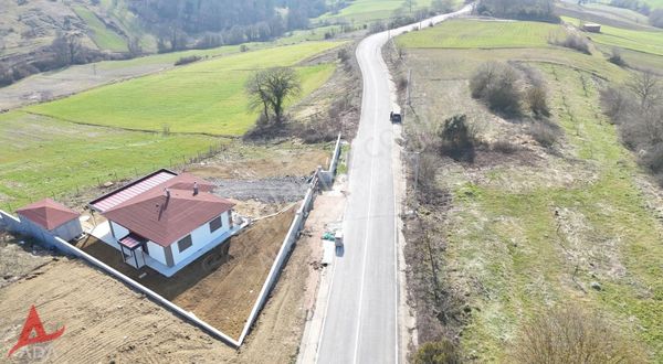 Derince Kaşıkçıda 60 Mt Asfalt Cepheli, Elektrikli, %5 İmarlı