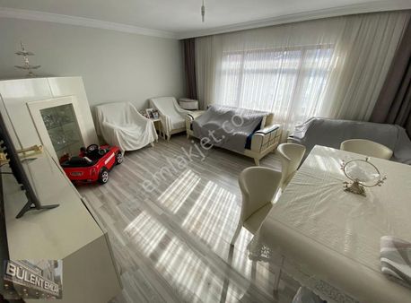 19 Mayıs Caddesi Üzerinde 3+1 Orta Kat Bağımsız Ön Cephe