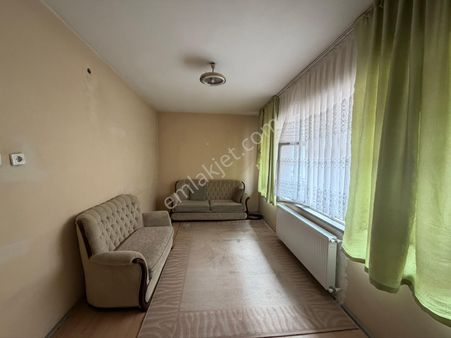 Selahiye Mahallesinde Eşyalı Kiralık 3+1 Daire