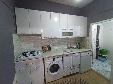 Seyhan Yeşilyurt Kiyi Boyu Ve Metroya