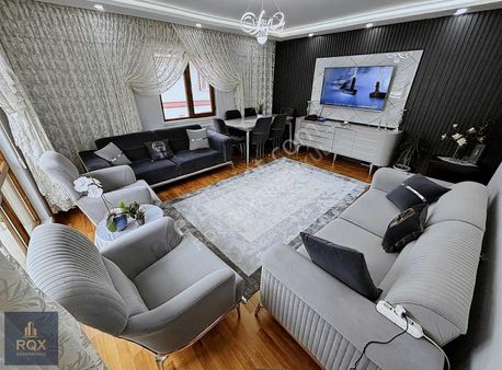 Pınarbaşı Mahallesinde Ful Yapılı Oldukça Geniş 3+1 Daire