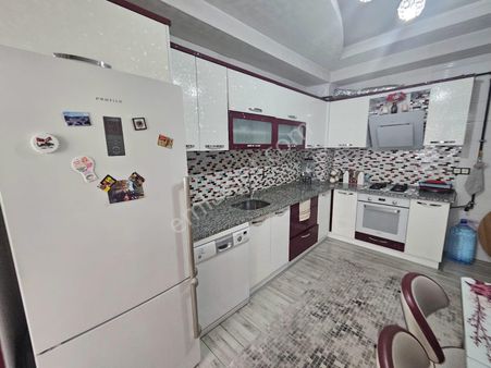 Dg Demir Sime Gayrımenkul Karatay/fetih Mh. 4+1