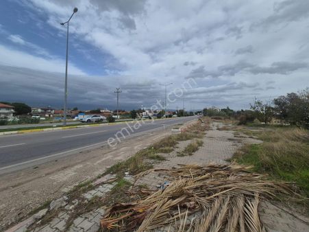 Poyraz Gayrimenkul'den Havaalanın Karşısında Satılık Arsa