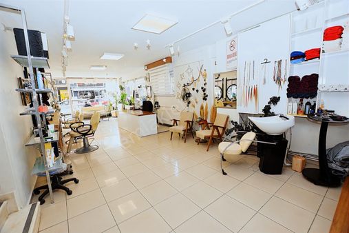 Burdur Ak Emlak'tan Cadde Üzerinde Asma Katlı Dükkan