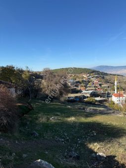 Merkeze Yakın Yerleşim Yerinde 2 Kat 351 M2 İmarlı Arsa