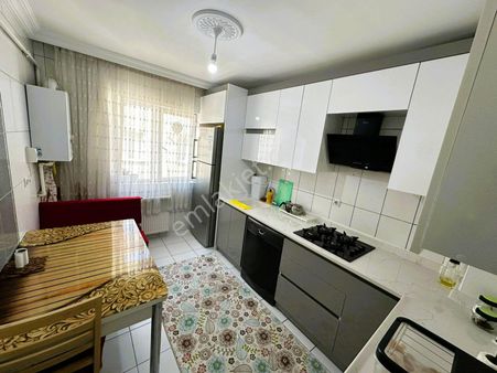 Hayal'den Tandoğan Mh'de Site İçinde Ara Katta Full Yapılı 3+1!