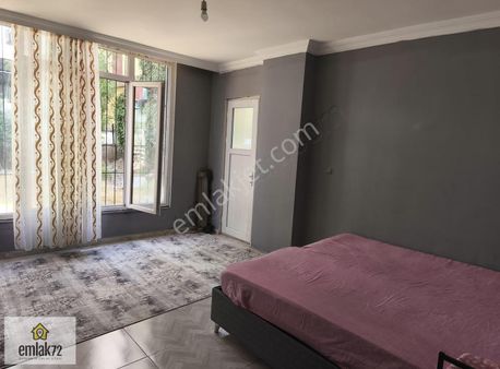 Emlak 72'den Fatih'te Kinem Parkı Yanında Eşyalı Satılık 1+1