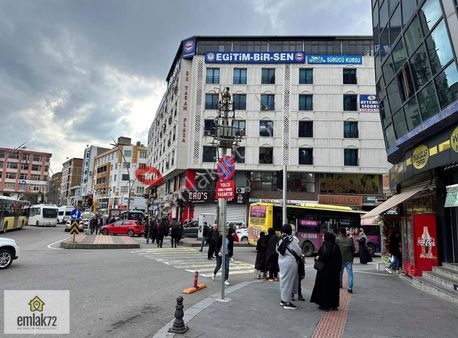 Emlak 72'den Dayalı Döşeli 1+1 Kiralık Daire