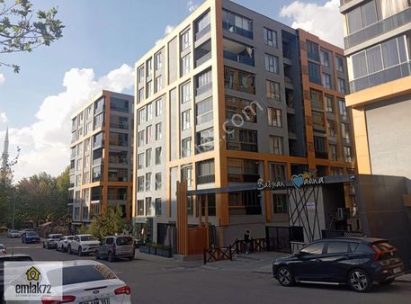 Emlak 72'den Marina Sitesinde Satılık 3,5+1 Daire