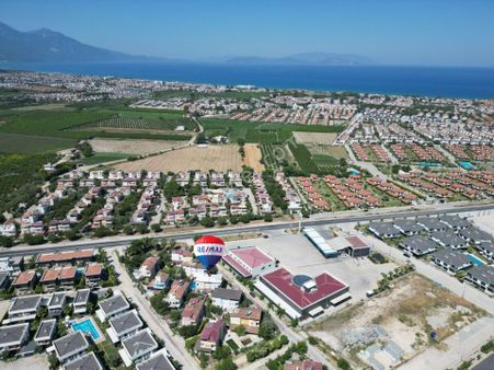 Özel Havuzlu, Genış Bahçelı 4+1 Vılla