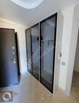 Cebesoy Caddesi'nde Satılık Geniş Sıfır 1+1